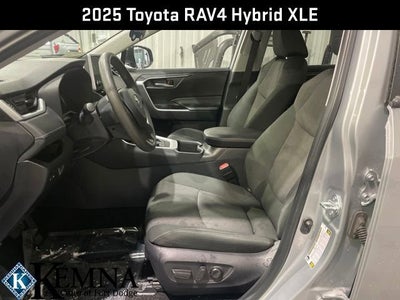 2025 Toyota RAV4 Hybrid XLE