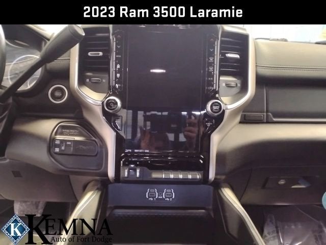 2023 RAM 3500 Laramie Crew Cab 4x4 6'4" Box