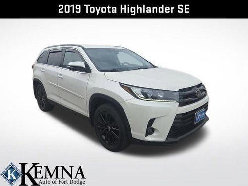 2019 Toyota Highlander SE