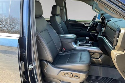 2022 Chevrolet Silverado 1500 4WD Crew Cab Short Bed LTZ