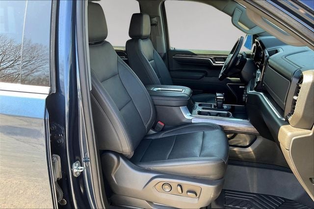 2022 Chevrolet Silverado 1500 4WD Crew Cab Short Bed LTZ