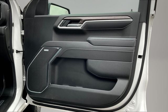 2025 Chevrolet Silverado 1500 4WD Crew Cab Short Bed LTZ