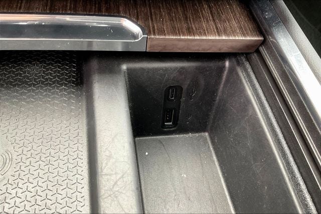 2024 GMC Acadia AWD Denali