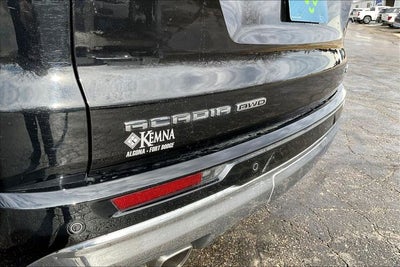 2024 GMC Acadia AWD Denali