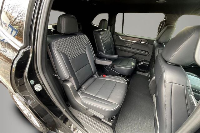 2024 GMC Acadia AWD Denali