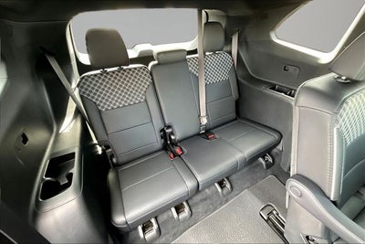 2024 GMC Acadia AWD Denali