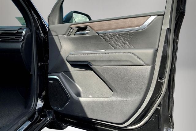 2024 GMC Acadia AWD Denali