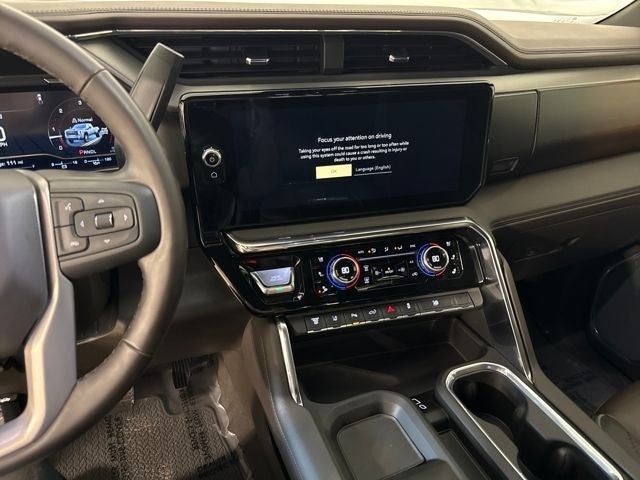 2025 GMC Sierra 3500HD 4WD Crew Cab Long Bed Denali