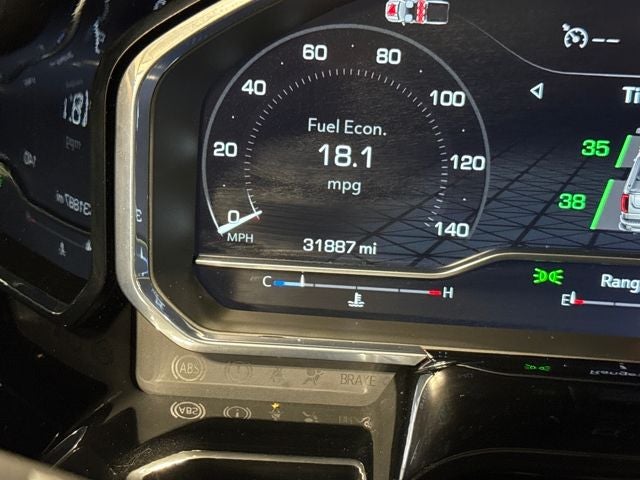 2025 GMC Sierra 1500 4WD Crew Cab Short Box SLT