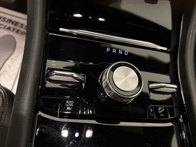 2022 Jeep Grand Cherokee Summit