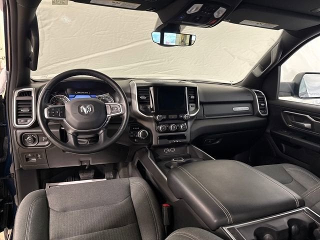 2022 RAM 1500 Big Horn Crew Cab 4x4 5'7" Box