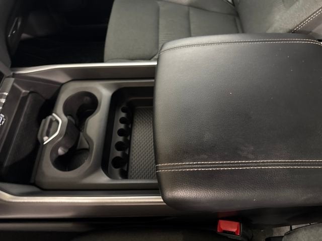 2022 RAM 1500 Big Horn Crew Cab 4x4 5'7" Box