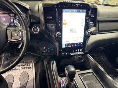 2022 RAM 1500 Laramie Crew Cab 4x4 5'7" Box