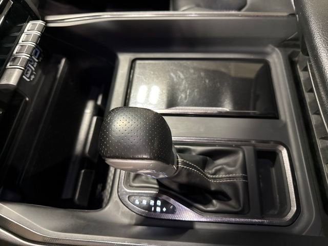 2022 RAM 1500 Laramie Crew Cab 4x4 5'7" Box