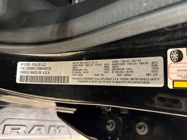 2022 RAM 1500 Laramie Crew Cab 4x4 5'7" Box