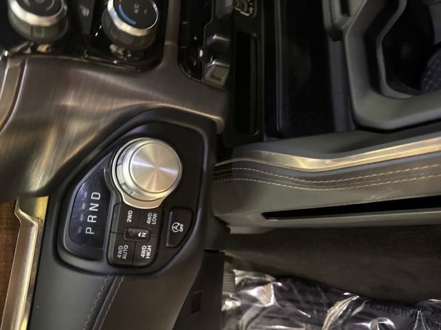 2020 RAM 1500 Laramie Longhorn Crew Cab 4x4 5'7" Box